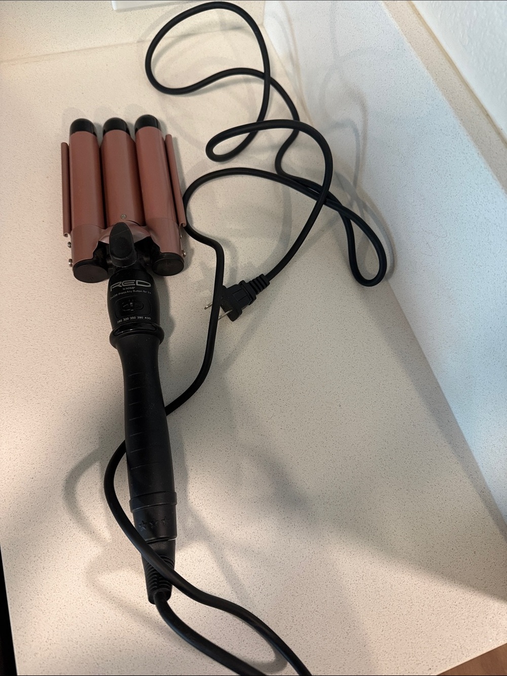 Kiss Triple Barrel Hair Waver